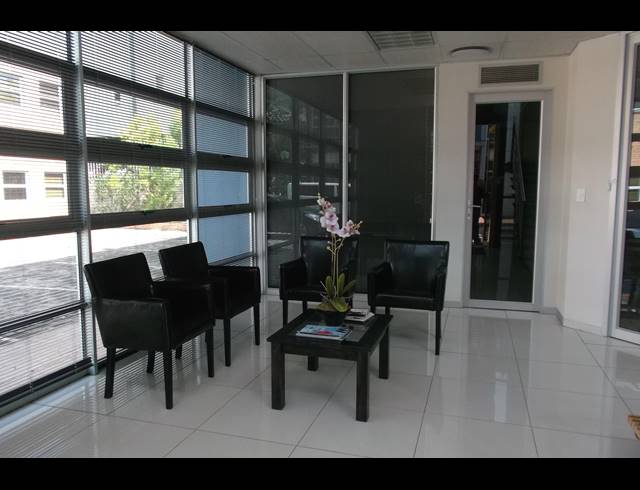222M² OFFICE SOLD IN SONHEUWEL